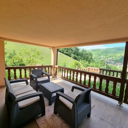 Happy House Villa *